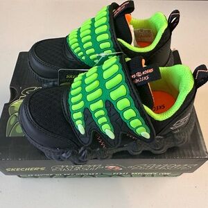 Sketchers Lil’Saurs Claw Hunter